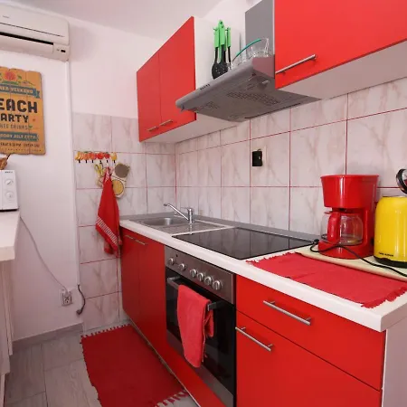 Holiday Pinky By Interhome Seget Vranjica